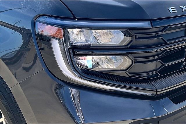 Used 2025 Ford Expedition Max Active image 32
