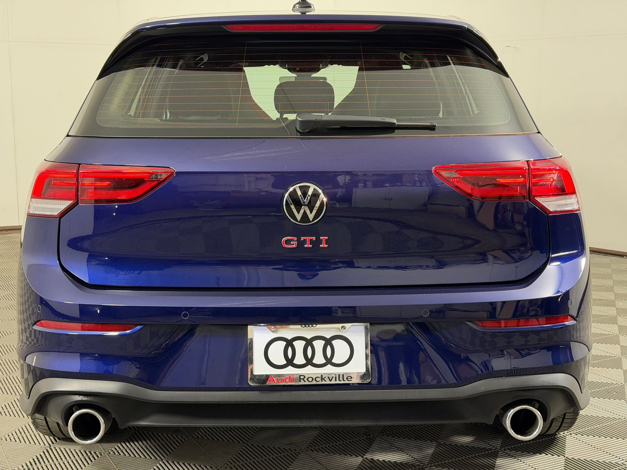 Used 2024 Volkswagen GTI Autobahn image 10