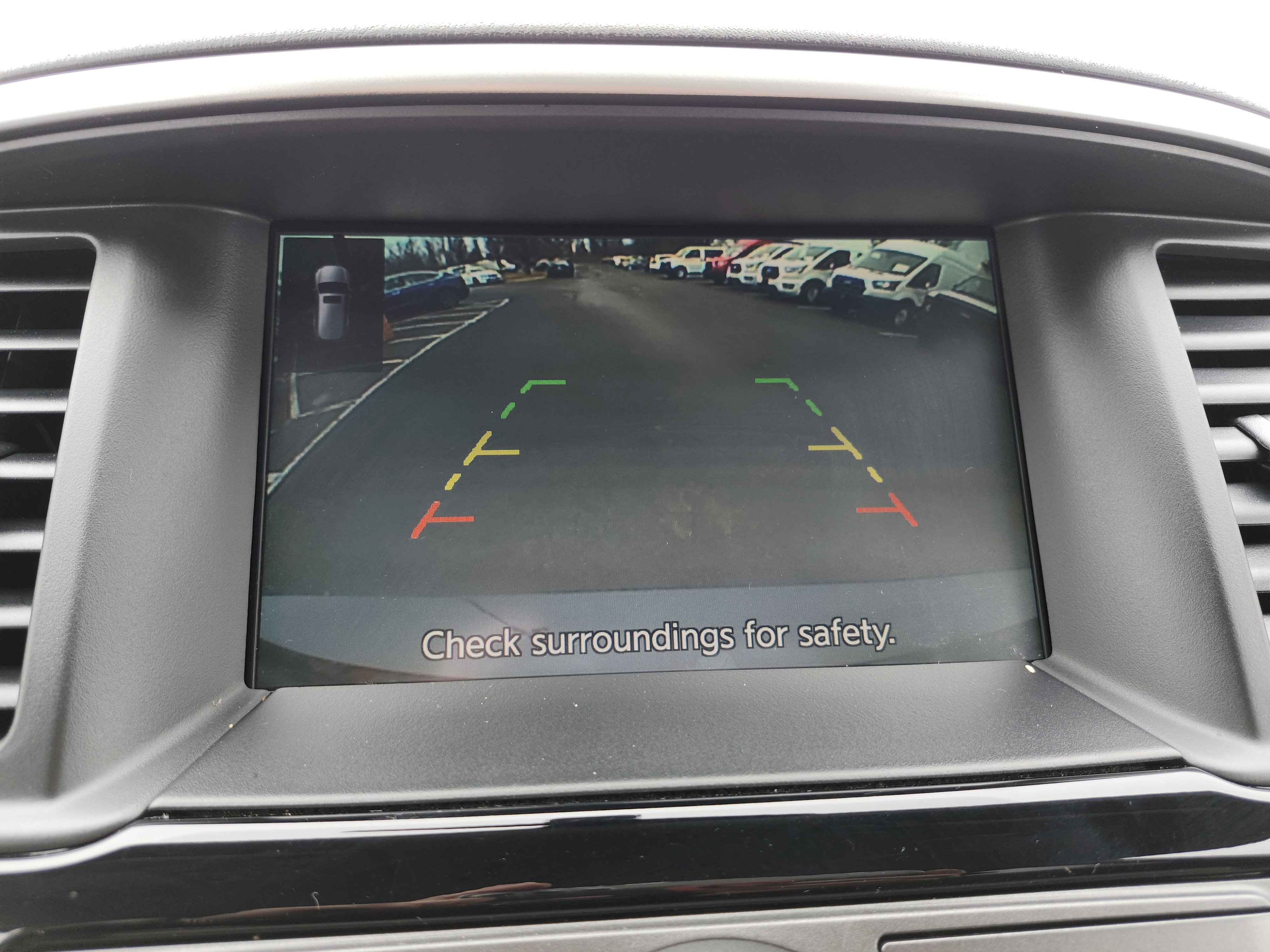 Used 2020 Nissan Pathfinder SV image 26