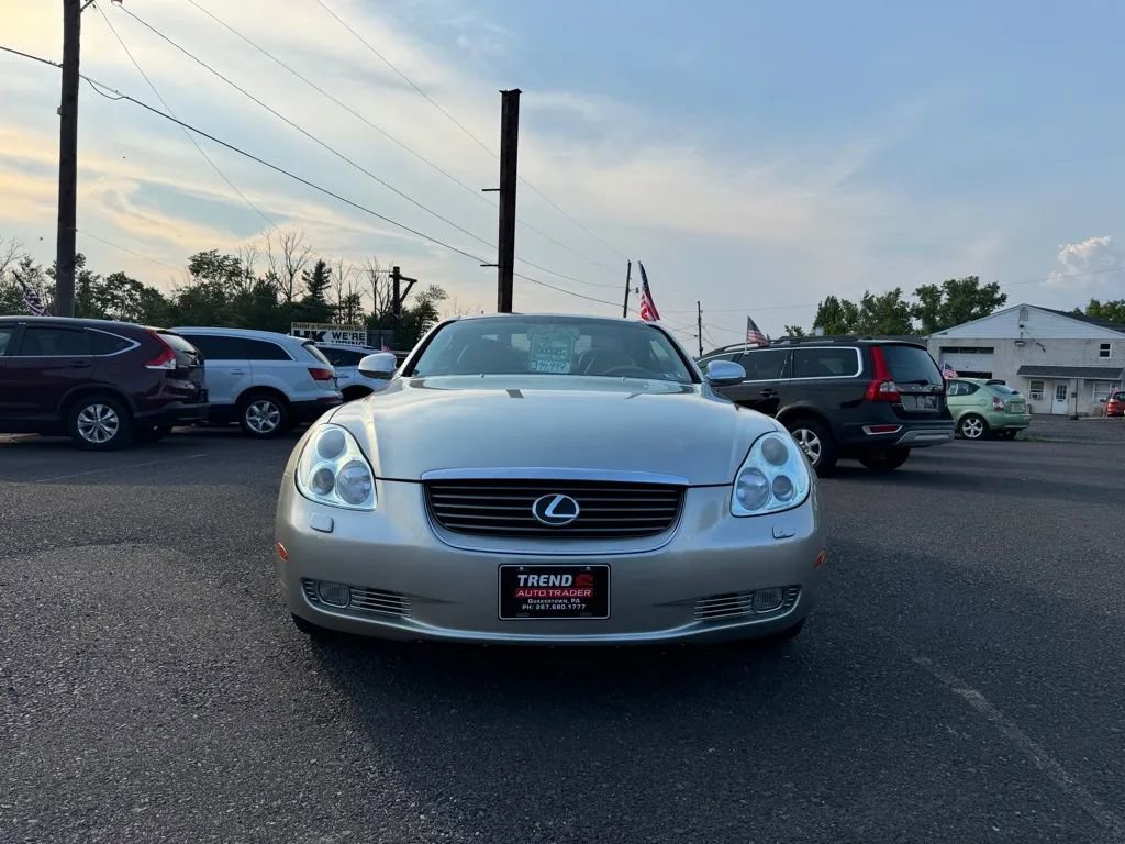 Used 2005 Lexus SC 430 Convertible image 2