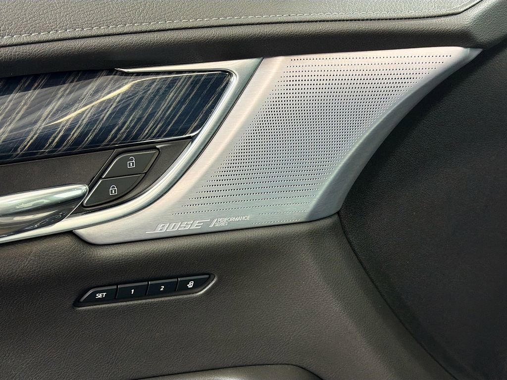 Used 2024 Cadillac XT6 Premium Luxury image 18