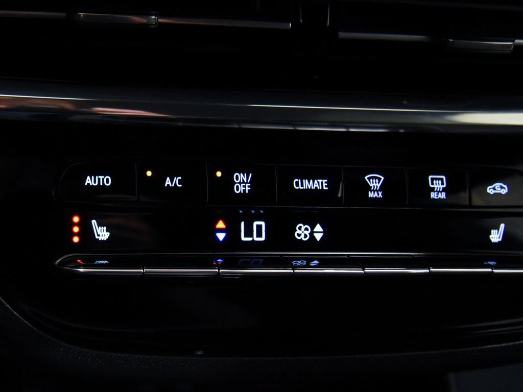 Used 2025 Buick Envista Avenir FWD image 24