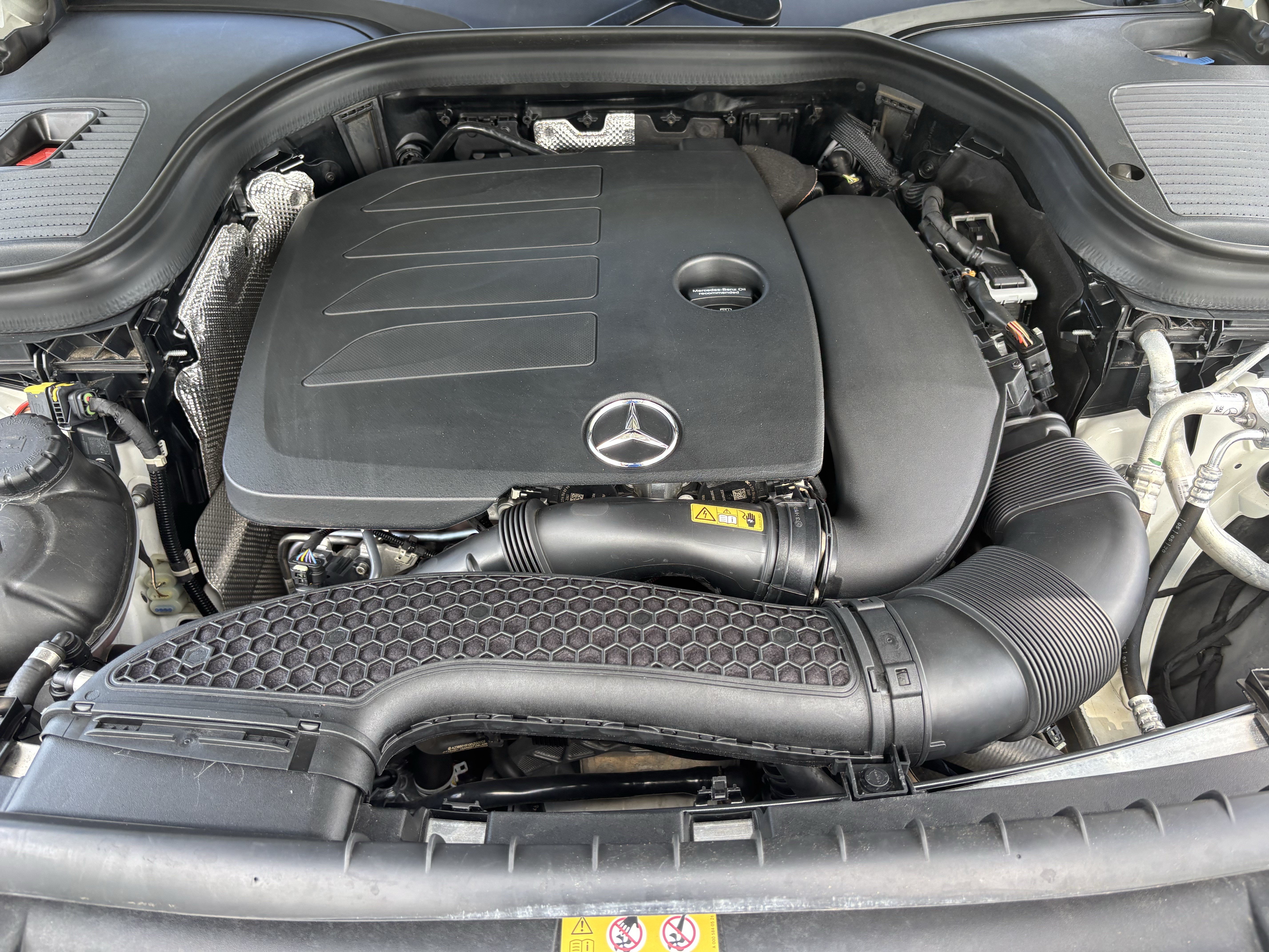Used 2020 Mercedes-Benz GLC 300 4MATIC image 36