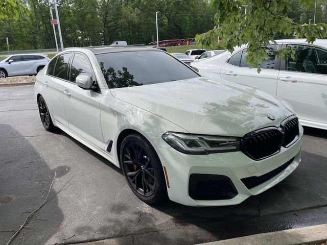 Used 2021 BMW 530i w/ M Sport Package RWD image 5