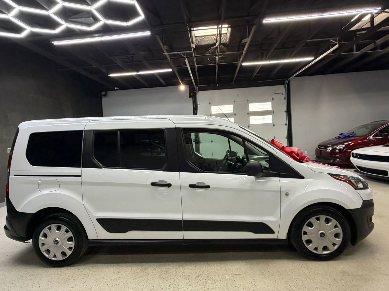 Used 2022 Ford Transit Connect XL image 7