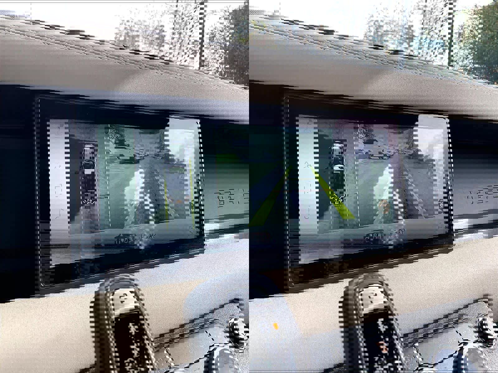 Used 2022 Land Rover Defender 110 X-Dynamic SE image 23