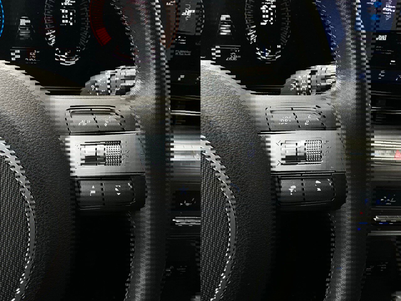 Used 2025 Hyundai Kona SEL image 36