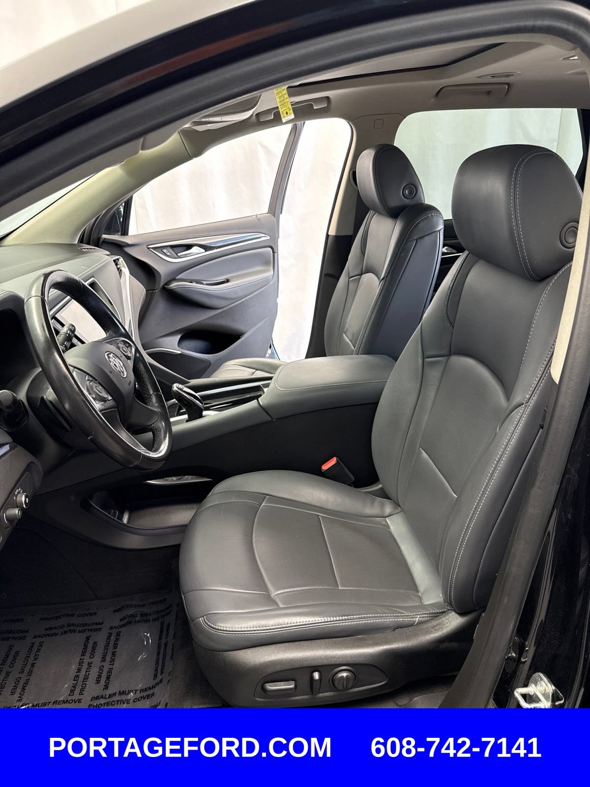 Used 2020 Buick Enclave Essence w/ Sound and Sites Package AWD/4WD image 7