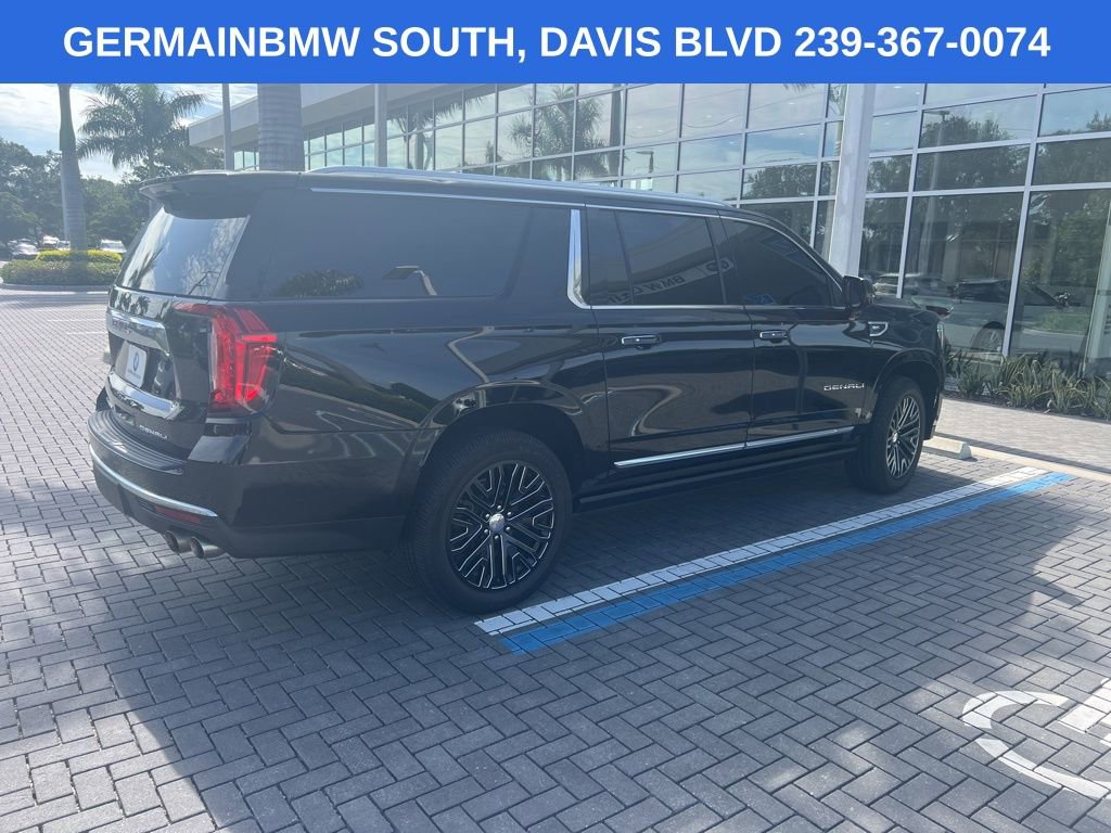 Used 2021 GMC Yukon XL Denali w/ Denali Premium Package AWD/4WD image 5