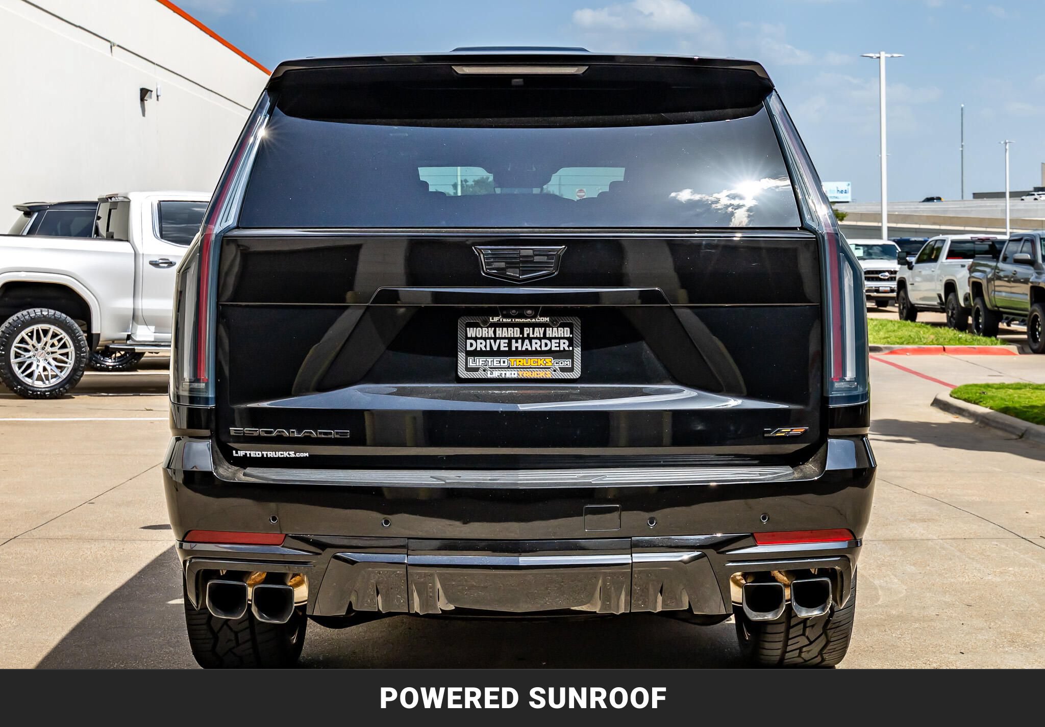 Used 2026 Cadillac Escalade V w/ LPO, ONYX Package AWD/4WD image 8
