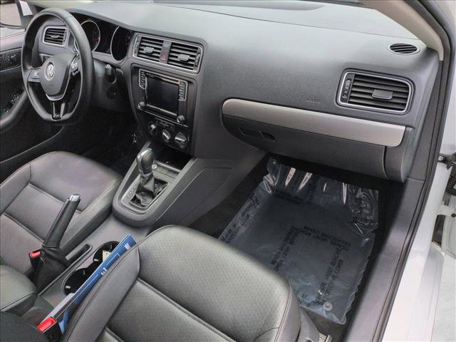 Used 2017 Volkswagen Jetta SE FWD image 24