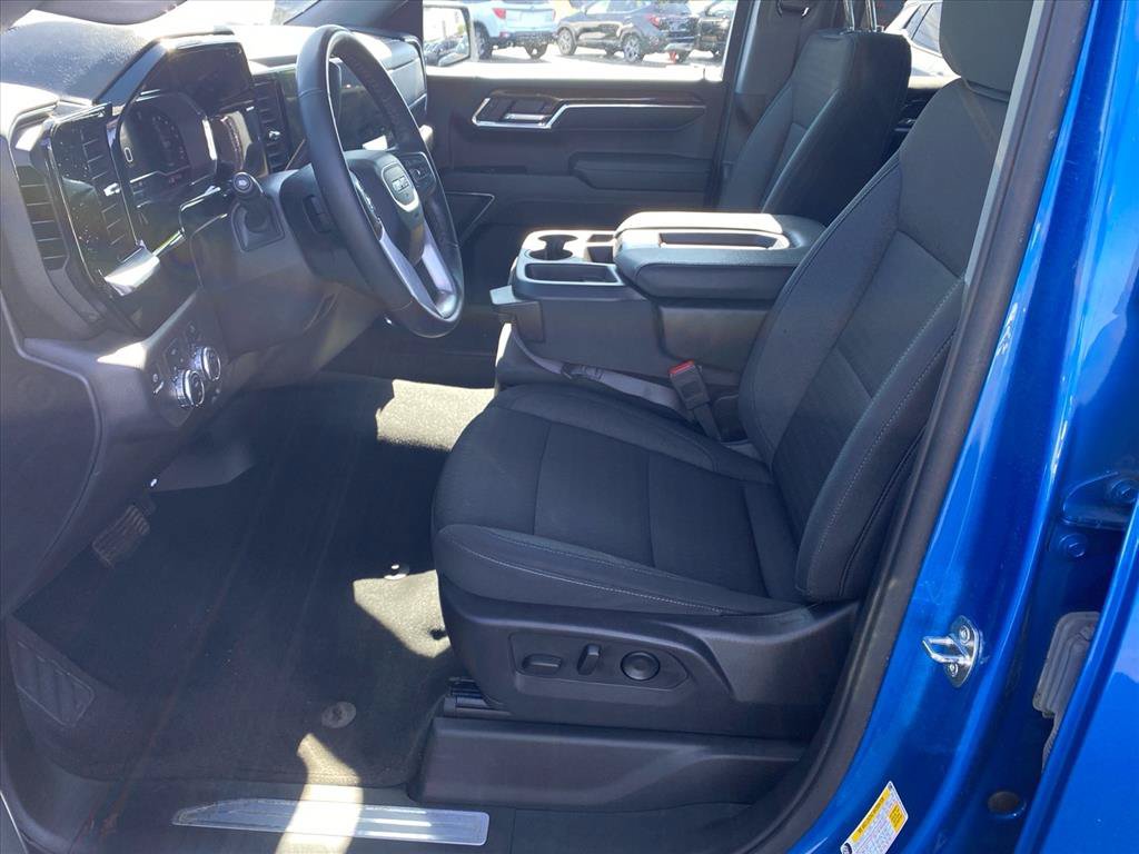 Used 2024 GMC Sierra 1500 Elevation AWD/4WD image 9