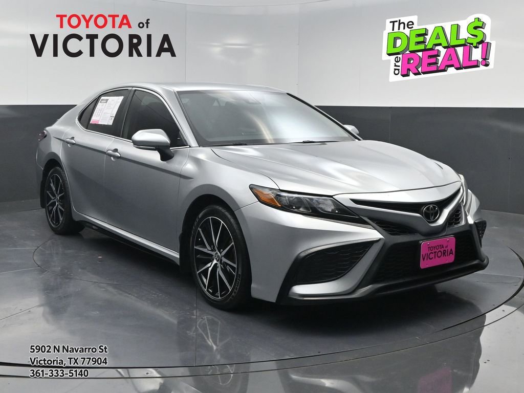 Used 2021 Toyota Camry SE