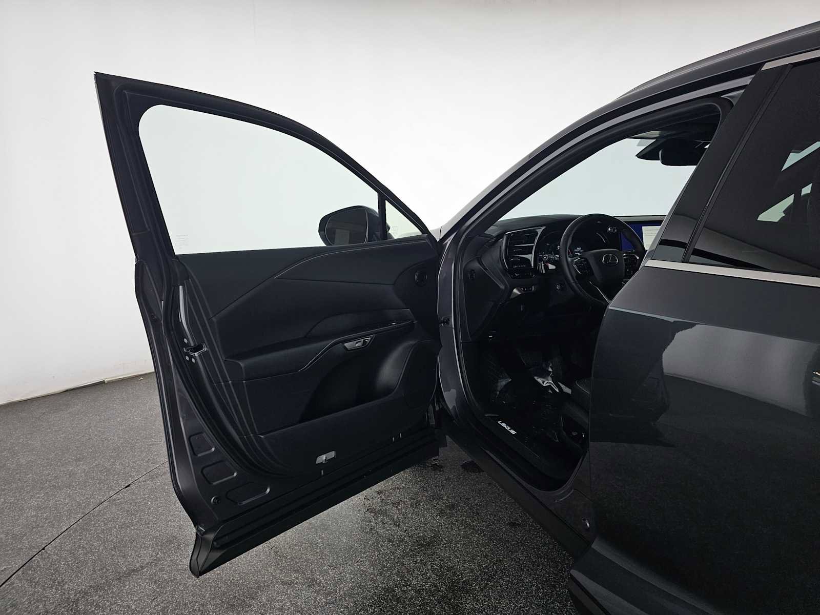 Certified 2025 Lexus RX 350 Premium w/ Accessory Package (Z1) image 19