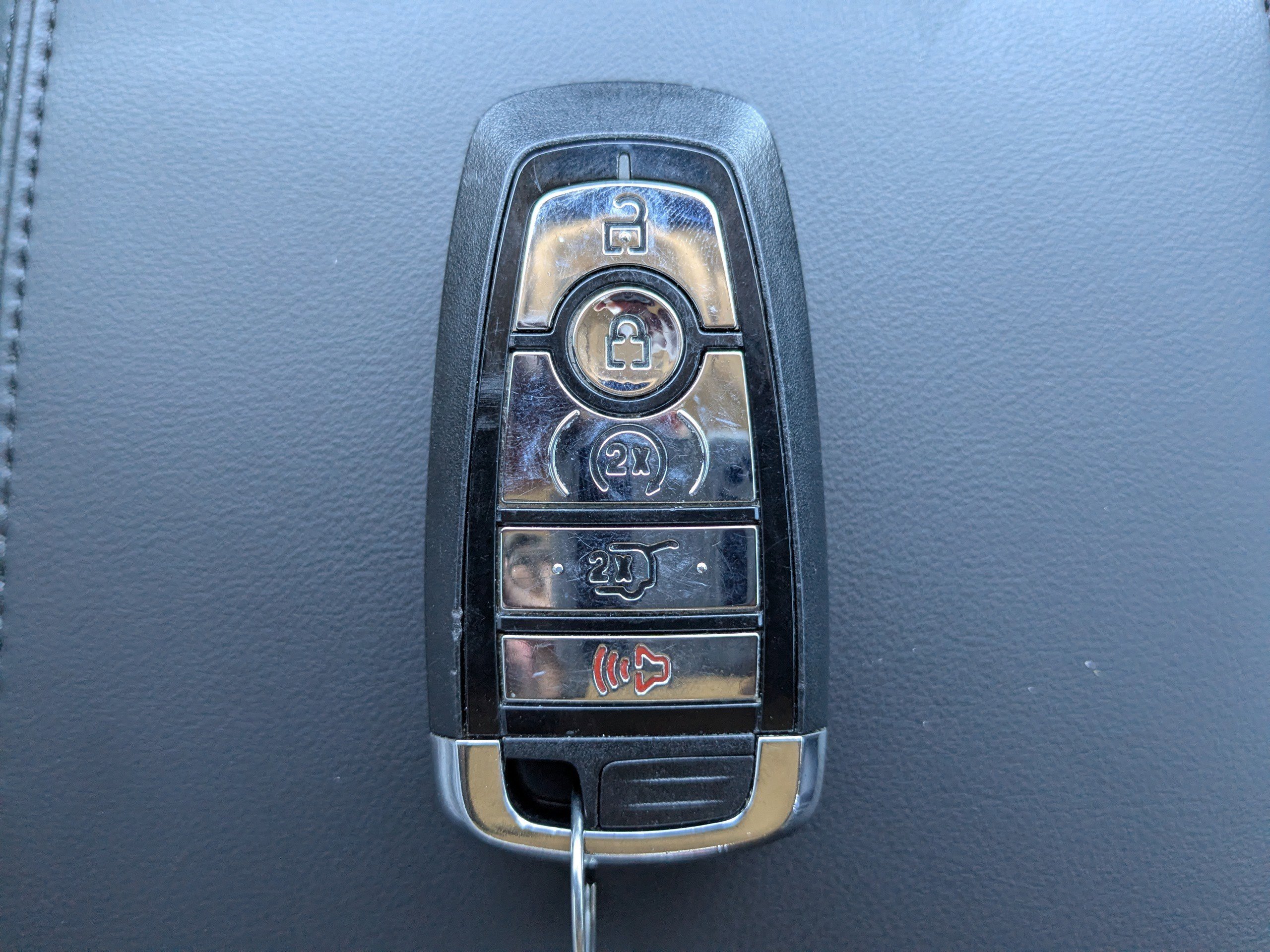 Used 2023 Lincoln Nautilus FWD w/ Premium Package image 31