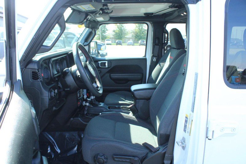 Used 2024 Jeep Wrangler Unlimited Rubicon AWD/4WD image 8