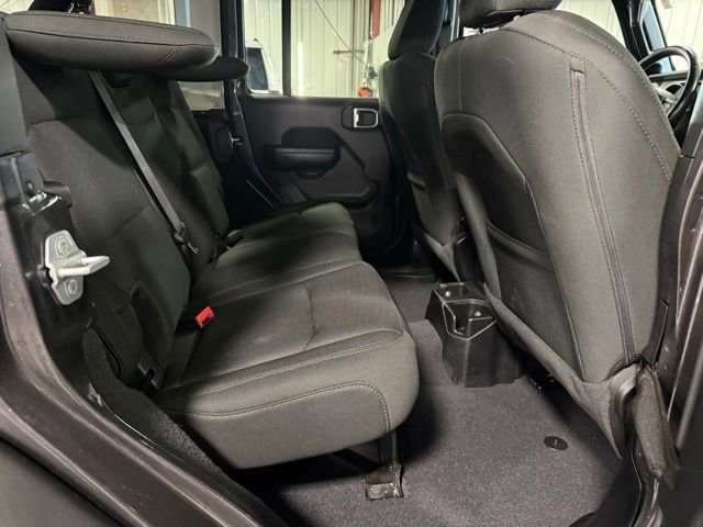 Used 2021 Jeep Wrangler Unlimited Sport image 33