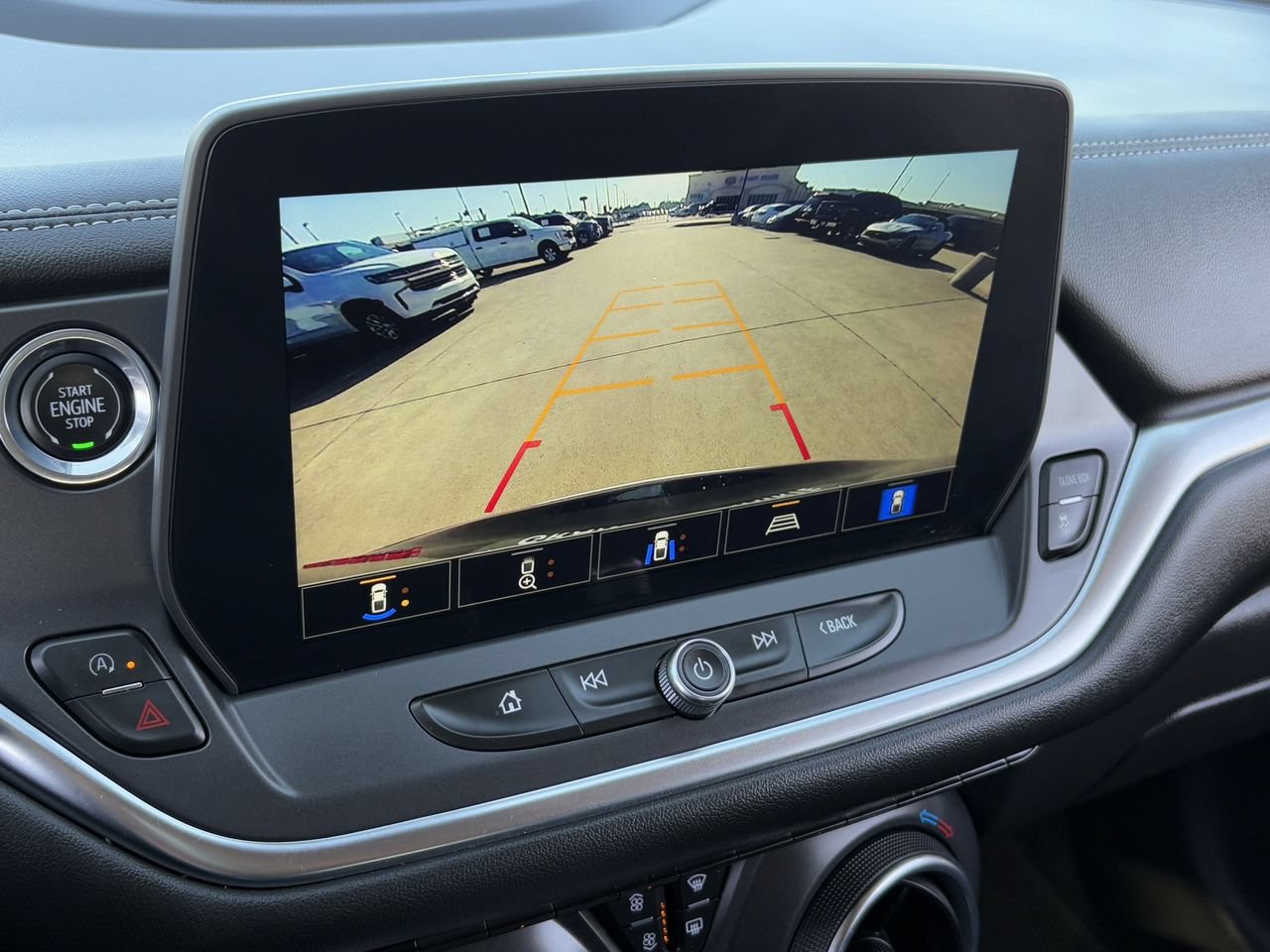 Used 2024 Chevrolet Blazer LT w/ Sound & Technology Package FWD image 21