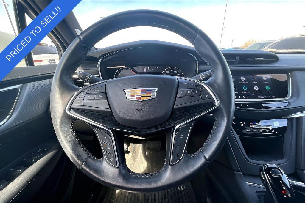 Used 2024 Cadillac XT5 Premium Luxury w/ LPO, Floor Liner Package AWD/4WD image 6