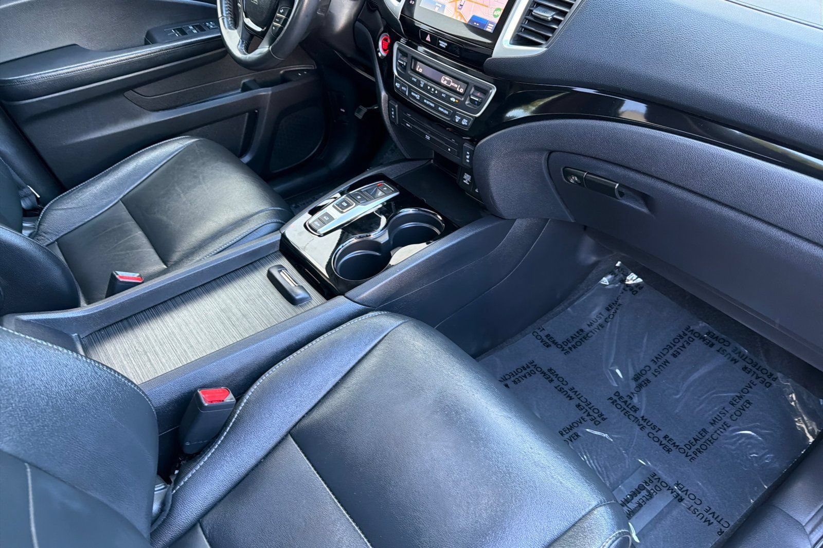 Used 2018 Honda Pilot Touring image 15