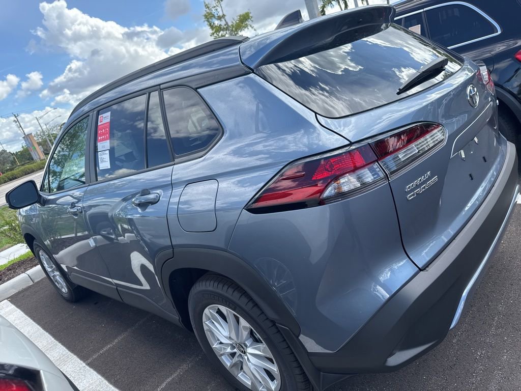New 2026 Toyota Corolla Cross LE image 6