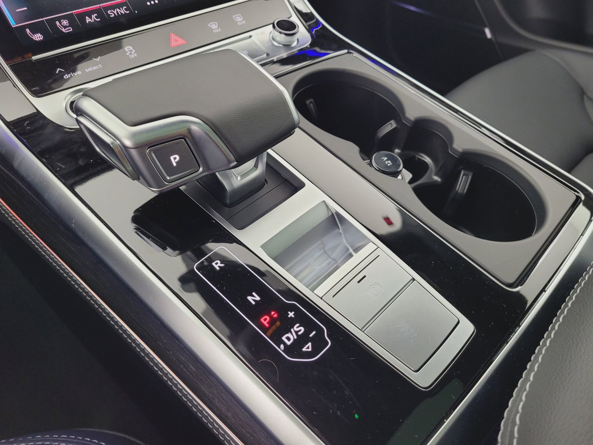 New 2026 Audi Q8 Premium Plus image 32