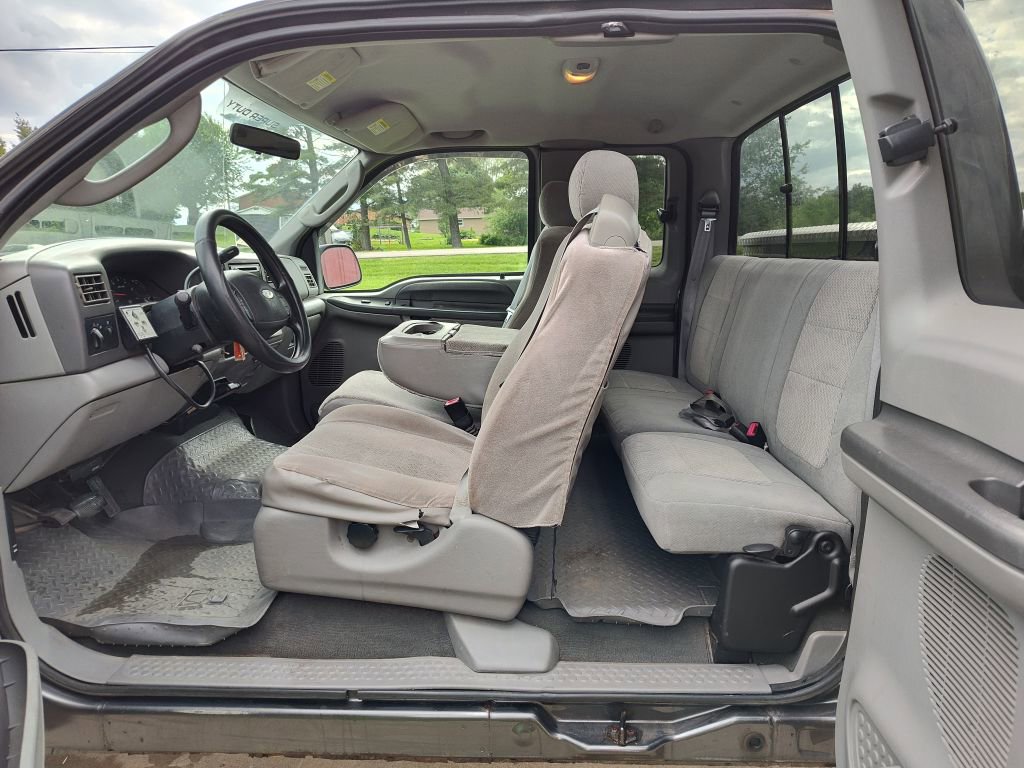 Used 2004 Ford F250 4x4 SuperCab Super Duty image 5