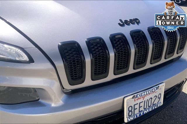Used 2018 Jeep Cherokee Latitude w/ Altitude Package FWD image 27