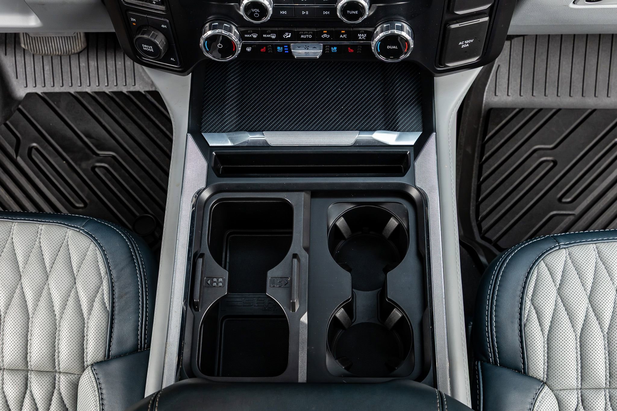 Used 2024 Ford F250 Limited w/ FX4 Off-Road Package image 27