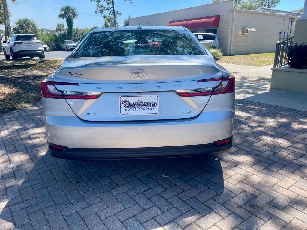 Used 2026 Toyota Camry LE FWD image 4