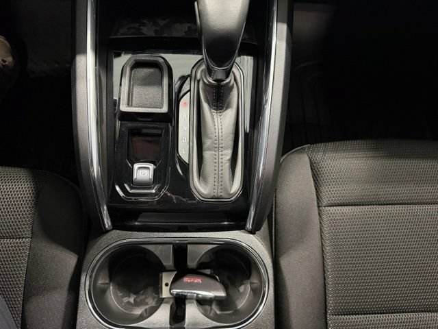 Used 2024 GMC Canyon Elevation RWD image 18