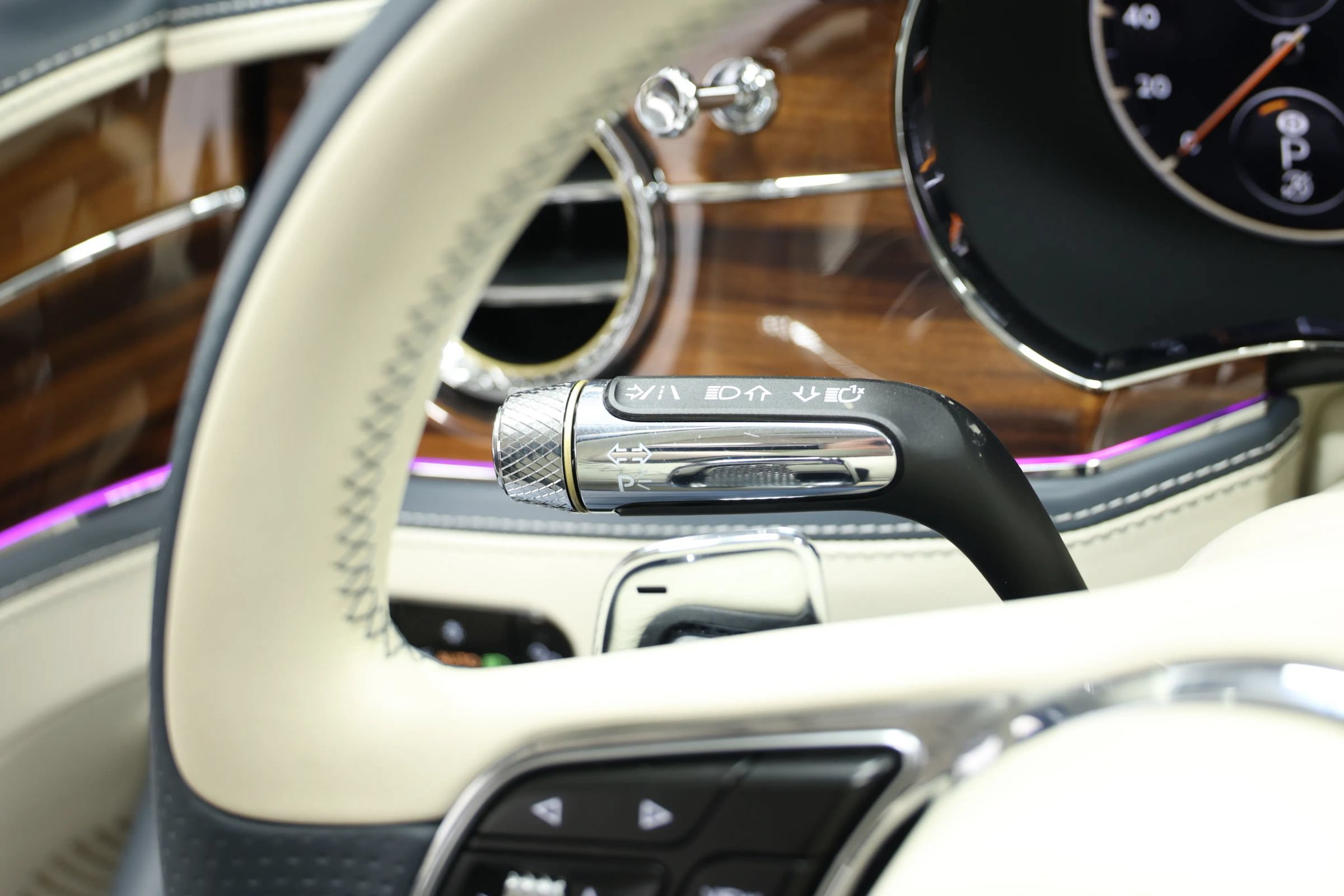 Used 2020 Bentley Flying Spur W12 w/ First Edition Specification AWD/4WD image 28