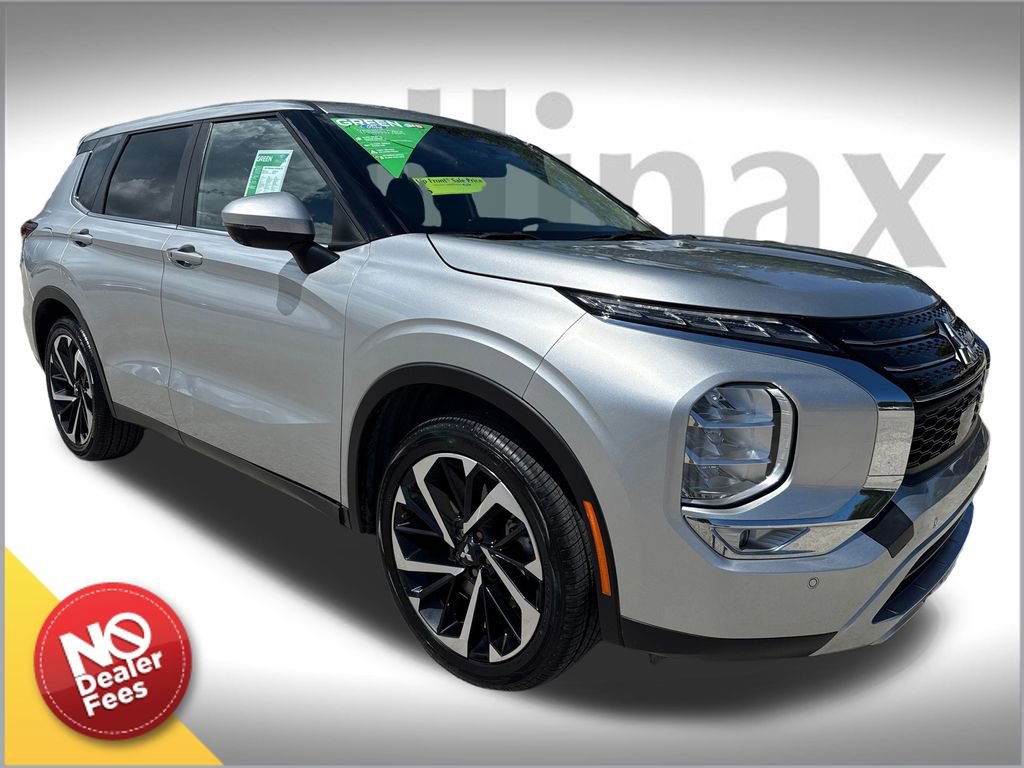 Used 2022 Mitsubishi Outlander SE