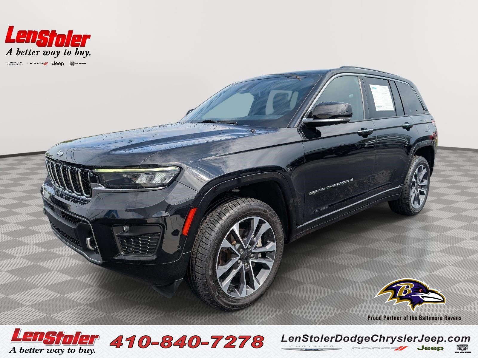 Used 2023 Jeep Grand Cherokee Overland w/ Luxury Tech Group IV AWD/4WD image 1