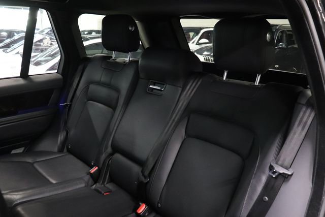 Used 2019 Land Rover Range Rover HSE AWD/4WD image 16