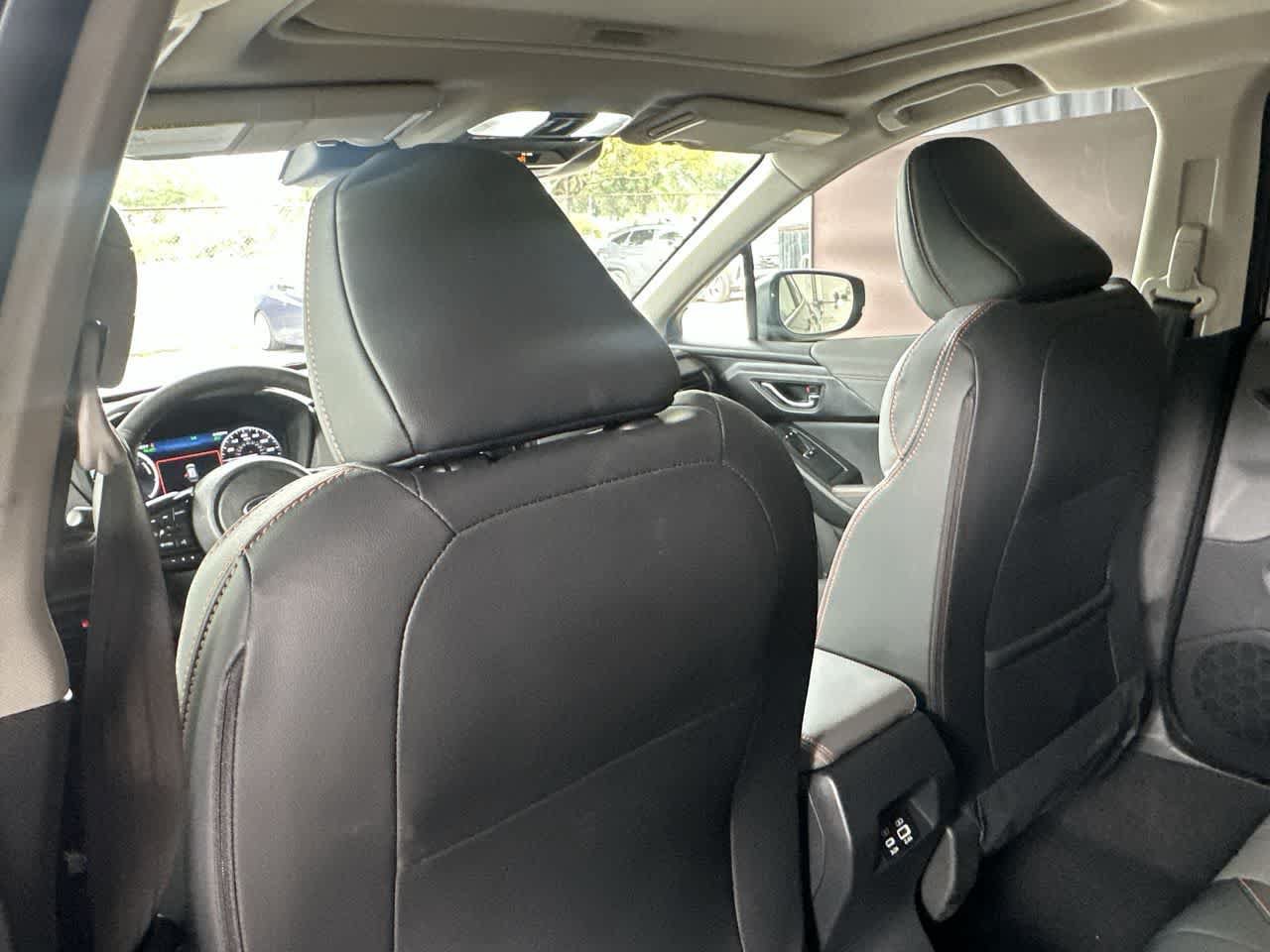Certified 2026 Subaru Crosstrek 2.5i Limited w/ Crosstrek Mirror Package AWD/4WD image 23