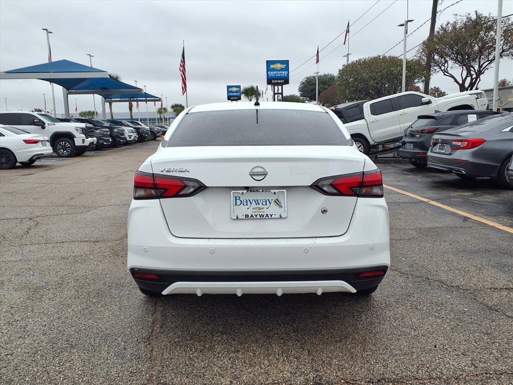 Used 2024 Nissan Versa S w/ S Plus Package image 22