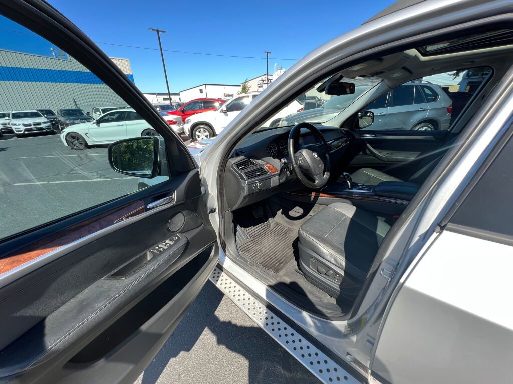 Used 2008 BMW X5 3.0si image 15