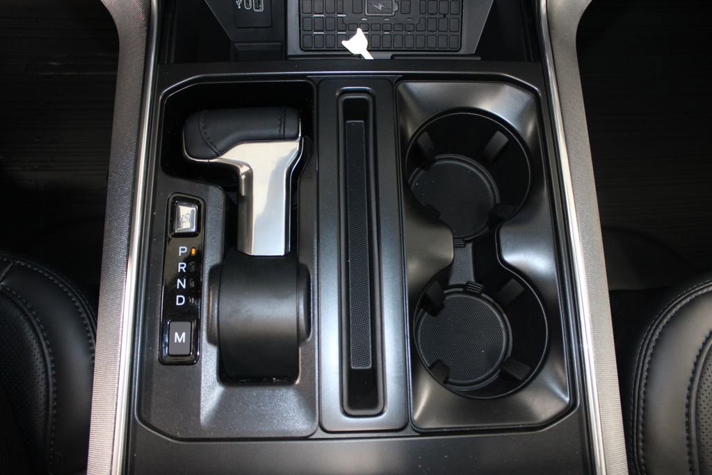 New 2025 Ford F150 Platinum w/ Equipment Group 702A High image 44