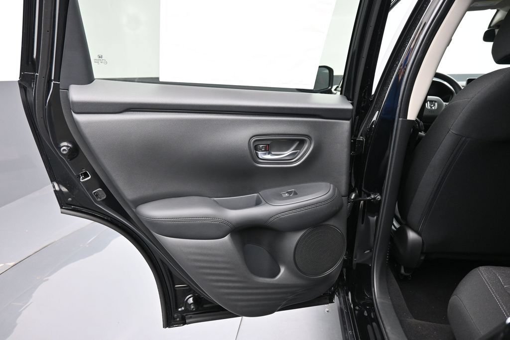 New 2027 Honda HR-V LX image 23