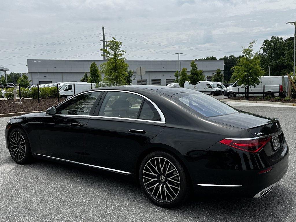 Certified 2025 Mercedes-Benz S 580 4MATIC Sedan image 6