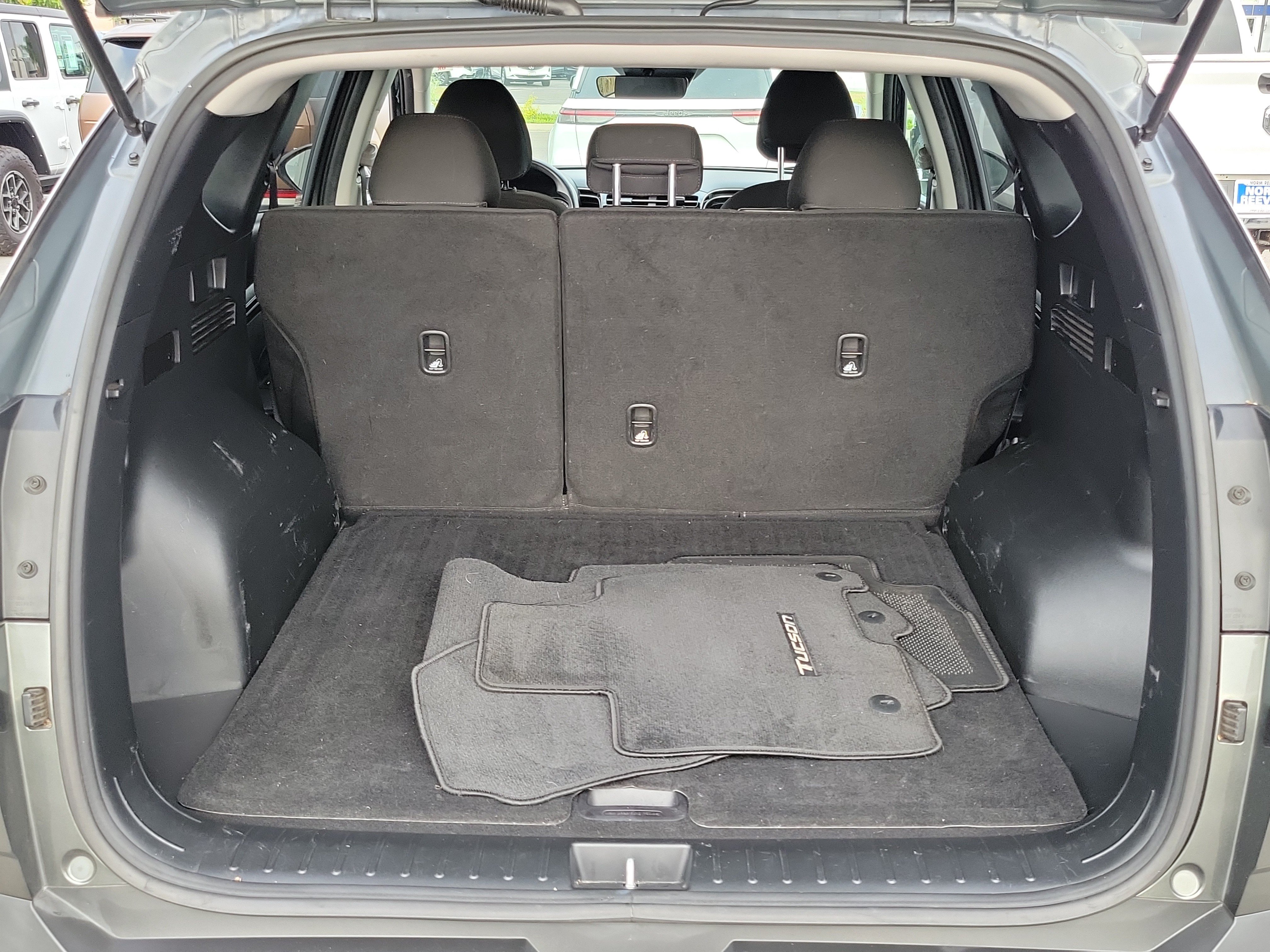 Used 2022 Hyundai Tucson SEL w/ Cargo Package FWD image 19
