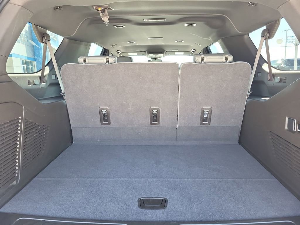 Used 2025 GMC Yukon XL Elevation w/ LPO, Elevation Black Package image 19