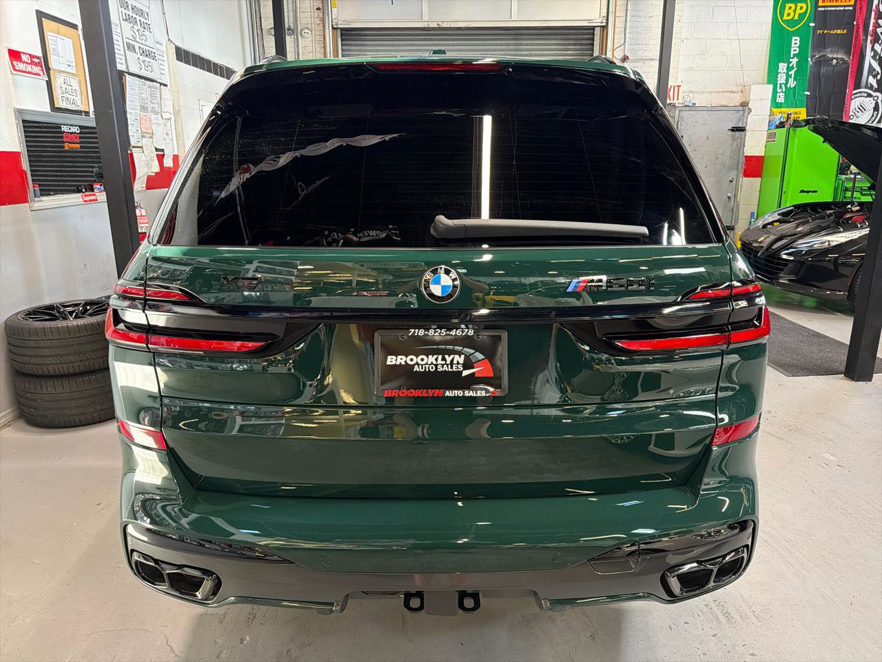 Used 2024 BMW X7 M60i w/ Executive Package AWD/4WD image 6