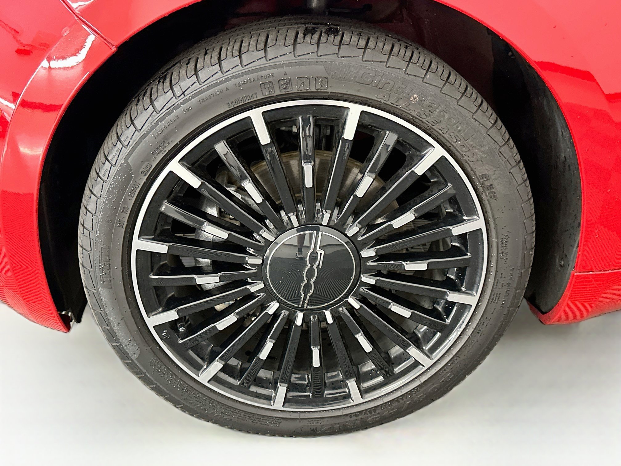 Used 2024 FIAT 500 e (RED) FWD image 11