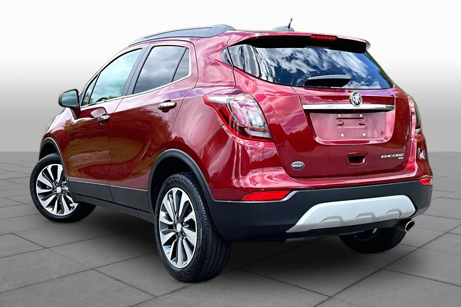 Used 2022 Buick Encore Preferred w/ Safety Package AWD/4WD image 12