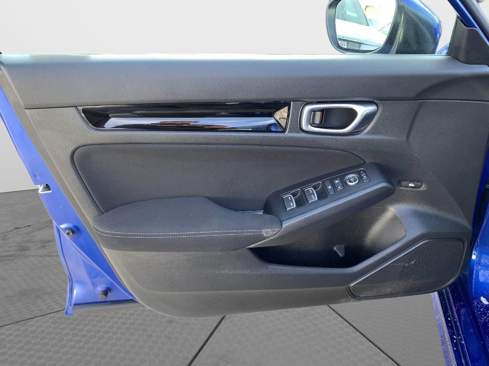 Used 2023 Honda Civic EX image 11