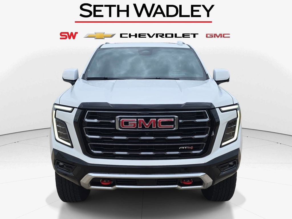 Used 2025 GMC Yukon XL AT4 w/ AT4 Premium Package AWD/4WD image 2
