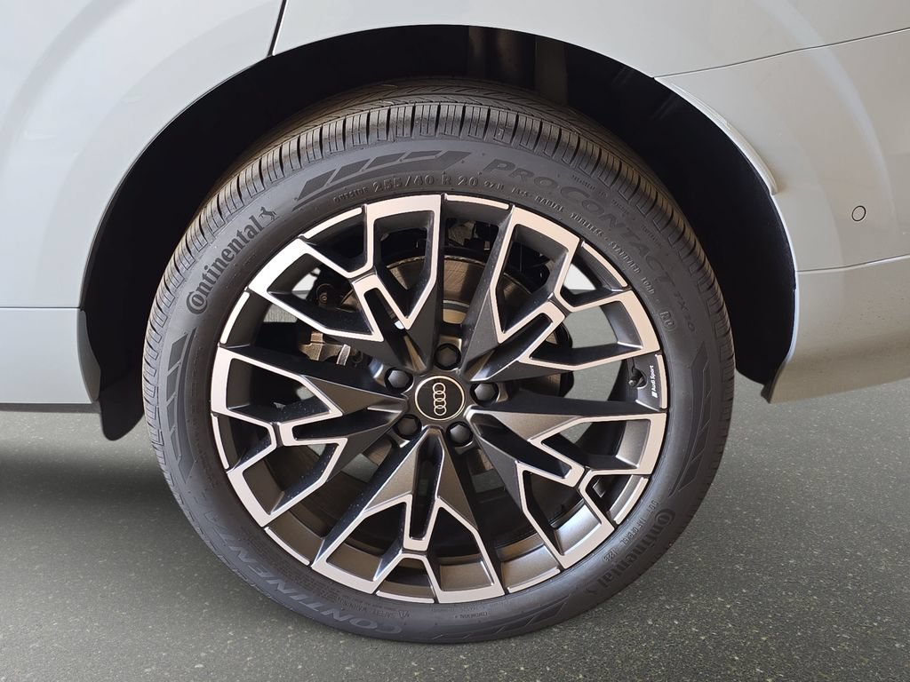 New 2026 Audi Q3 quattro 2.0T AWD/4WD image 33