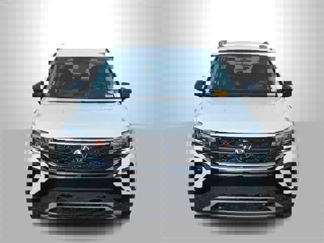 Used 2022 Volkswagen Taos S image 3